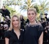 Mathilde Favier et sa fille Héloïse Agostinelli partageaient une relation particulièrement fusionnelle, marquée par une immense complicité.

Heloise Agostinelli et sa mère Mathilde Favier - Montée des marches du film « L’amour ouf » lors du 77ème Festival International du Film de Cannes, au Palais des Festivals à Cannes. © Olivier Borde / Bestimage