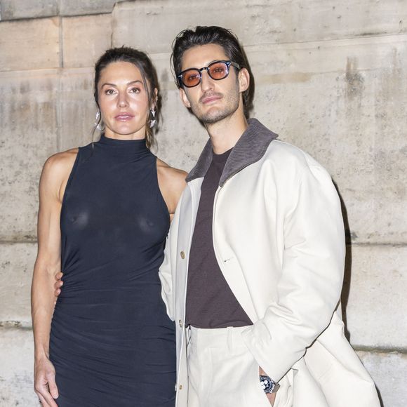 Un rendez-vous à ne pas manquer. Le défilé Jacquemus a clôturé la Fashion Week masculine automne-hiver au musée Picasso.

Natasha Andrews et son compagnon Pierre Niney lors Photocall du Défilé de mode Jacquemus Collection Hommes Automne Hiver Printemps-Été dans le cadre de la Fashion Week de Paris, France
 
© Olivier Borde / Bestimage