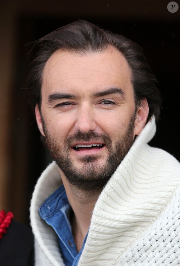 Cyril Lignac - Photocall du film "L'ile des Miam-nimaux : Tempête de boulettes geantes 2" de Cody Cameron et Kris Pearn lors du 17e Festival International du Film de Comedie de l'Alpe d'Huez à l’Alpe d’Huez le 17 janvier 2014. DOMINIQUE JACOVIDES / BESTIMAGE