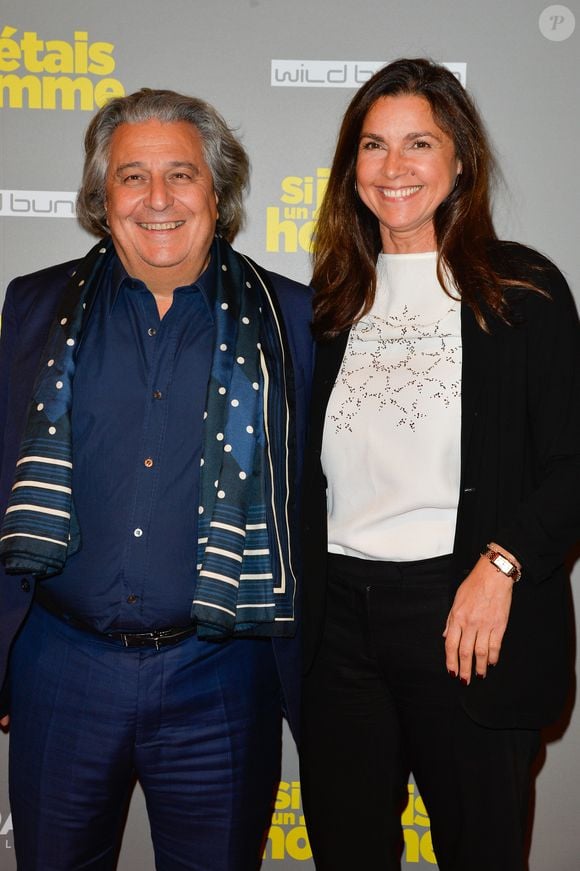 Christian Clavier a rencontré Isabelle, maquilleuse de cinéma, sur le tournage du film L’Antidote, trois ans après sa séparation avec Marie-Anne Chazel.

Christian Clavier et sa femme Isabelle de Araujo lors de l'avant-première du film "Si j'étais un homme" au cinéma Gaumont-Opéra à Paris, France