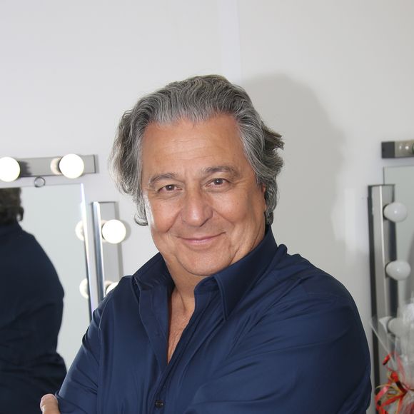Exclusif - Christian Clavier - Backstage de l'enregistrement de l’émission "La Très Grosse Emission" présentée par Cyril Hanouna et Dominique Farrugia à la Plaine Saint-Denis le 24 mai 2016. L'émission sera diffusée le 28 juin à 21 heures sur Canal +   © Denis Guignebourg / Bestimage (no web - No Blog pour suisse et Belgique)