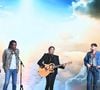 Ensemble, ils partagent bien plus que leur vie personnelle : Laurent Voulzy a signé cinq chansons du premier album d'Isaure et tous deux travaillent actuellement sur une comédie musicale intitulée Jeanne.

Exclusif -  Laurent Voulzy entouré par ses fils Quentin, Julien, Cliff et Nicolas, lors de l'enregistrement de l'émission "Famille je vous aime" présentée par M. Drucker et qui sera diffusée le 13 juin 2025 sur France 3, aux Studios rive gauche à Paris, France, le 14 avril 2025. © Clovis-Gaffiot/Bestimage