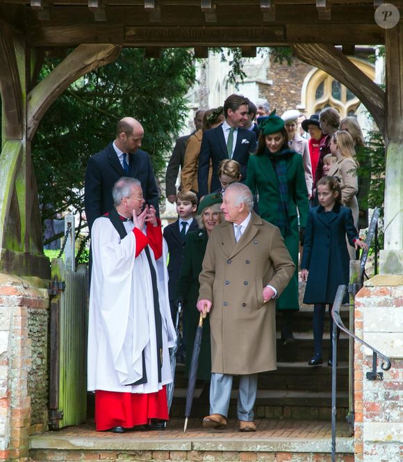 Princesse Beatrice, Edoardo Mapelli Mozzi, Sophie Rhys-Jones, duchesse d'Edimbourg, le prince Edward, duc d'Edimbourg, Savannah Phillips, Catherine (Kate) Middleton, princesse de Galles, Prince Louis, Princesse Charlotte, Prince George, Le prince William, prince de Galles, Le roi Charles III d'Angleterre et Camilla Parker Bowles, reine consort d'Angleterre, (ALPHA AGENCY / BESTIMAGE).