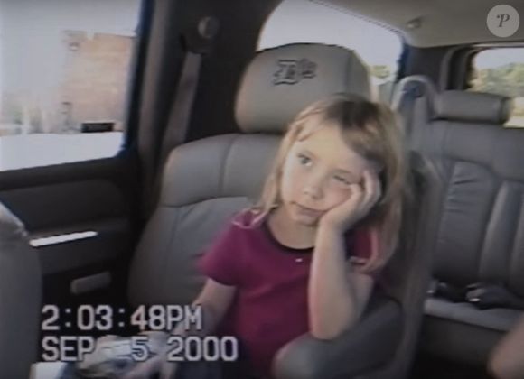 Eminem révèle qu'il va devenir grand-père dans la vidéo émotionnelle de son nouveau single Temporary, dédiée à sa fille Hailie Jade. ©Backgrid UK/ Bestimage