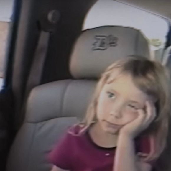 Eminem révèle qu'il va devenir grand-père dans la vidéo émotionnelle de son nouveau single Temporary, dédiée à sa fille Hailie Jade. ©Backgrid UK/ Bestimage