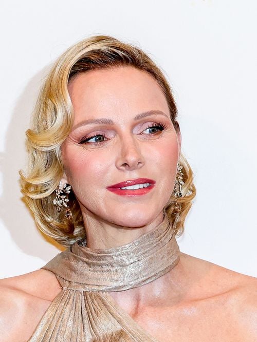 Charlène de Monaco rayonne en robe Elie Saab au 77e Gala de la Croix-Rouge