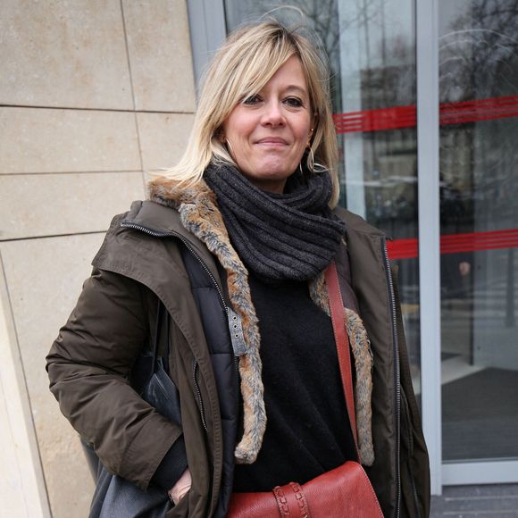 Exclusif - Flavie Flament - Les célébrités quittent les studios de RTL après l'émission "Les Grosses Têtes" à Paris le 24 janvier 2023.   Jonathan Rebboah / Panoramic / Bestimage