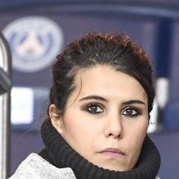 Karine Ferri encourage son compagnon Yoann Gourcuff lors du match Psg-Rennes au Parc des Princes à Paris le 6 novembre 2016.  (victoire 4-0 du Psg)  © Pierre Perusseau/Bestimage