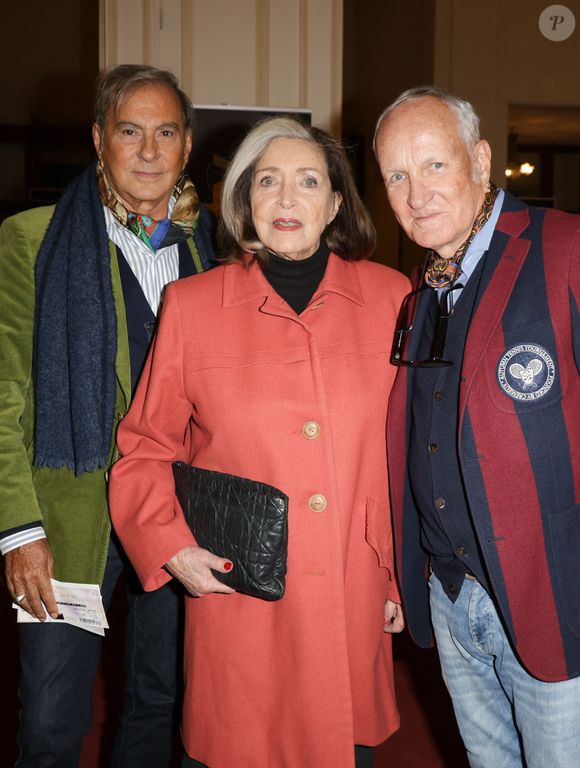 Exclusif -  Leonard Cione, Françoise Fabian, Loïc de Bougainvilliers - 50ème de la pièce "Lyly" avec M. Bernier et F. Perrin au théâtre de Paris le 27 mars 2025. © Coadic Guirec/Bestimage
