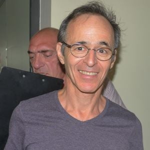Exclusif - Jean-Jacques Goldman - Vente aux enchères à l'occasion du 20ème anniversaire du spectacle "Les Vendanges du Cœur" à Ouveillan, près de Narbonne (Aude) au profit des "Restos du Cœur" le 20 juillet 2014