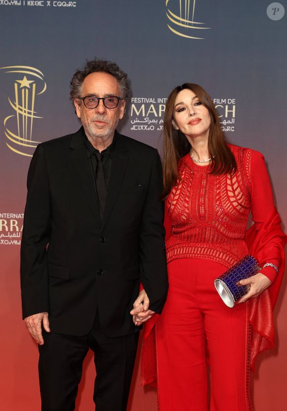 Tim Burton, Monica Bellucci au photocall de la cérémonie d'hommage à Sean Penn lors de la deuxième journée du 21e Festival international du film de Marrakech, le 30 novembre 2024 à Marrakech, Maroc. © Dominique Jacovides/Bestimage