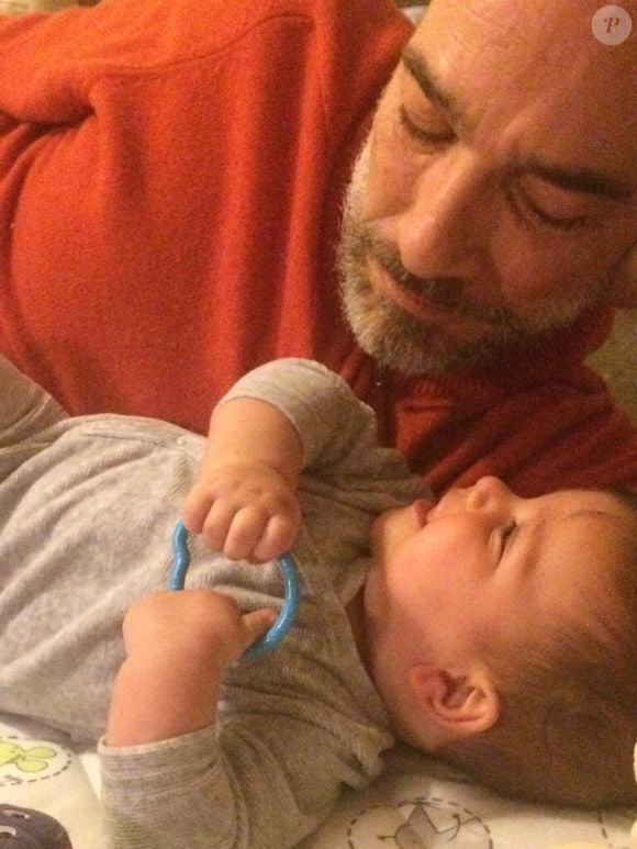 Et le petit garçon se voit depuis sa naissance inculquer des valeurs chères au coeur de son père
Jude, le fils de Jean-Marc Barr