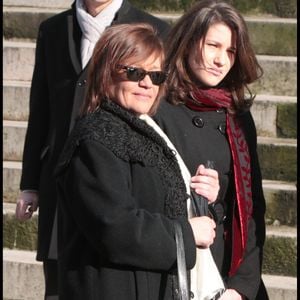 Giulia Salvatori et sa fille Lola Vogel - Les obsèques de Annie Girardot le 4 mars 2011 en l’église Église Saint‑Roch à Paris. 

Photo : DOMINIQUE JACOVIDES / BESTIMAGE
