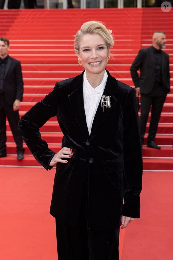 Rendez-vous avec Louise Ekland sur le tapis rouge de la montée des marches du film "Kaibutsu (Monster)" lors du 76ème Festival International du Film de Cannes le 17 mai 2023. Tous les jours, la journaliste cinéma pour France Télévisons Louise Ekland est sur les marches du festival pour interroger les stars sur le tapis rouge. © Olivier Borde / Bestimage