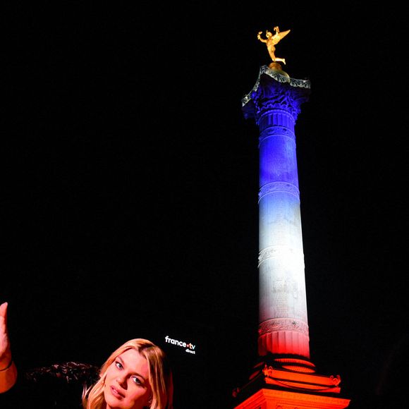 Louane pendant le Concours Eurovision de la Chanson. L'Autriche remporte le Concours Eurovision de la Chanson 2025, Place de la Bastille à Paris, France le 17 mai 2025 Photo by Alain Apaydin/ABACAPRESS.COM