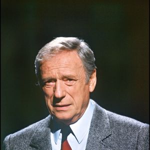 Issu d’un milieu communiste, Yves Montand n’a jamais fait mystère de ses opinions politiques

Archives - Yves Montand dans l'émission Grand Public. ASLAN / BESTIMAGE