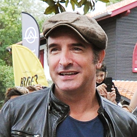 Jean Dujardin - Présentation du film "Brice 3" au cinéma Rex d'Hossegor avec Jean Dujardin, Clovis Cornillac et les enfants du Hossegor Surf Club. © Bernard-Dequier/Bestimage