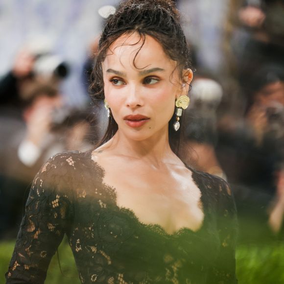 Elle donnera la réplique à Zoë Kravitz, fille de Lenny Kravitz.
Zoë Kravitz. New York (New York) – Des célébrités au Met Gala 2026, célébrant l'« art du costume » au Metropolitan Museum of Art de New York. Backgrid USA / Bestimage