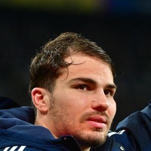Sur le terrain, il enchaîne les exploits mais saviez-vous qu'Antoine Dupont transforme aussi l'essai côté cuisine ?

Antoine Dupont - Match d'ouverture du Tournoi des six nations : France-Irlande (36-14) au Stade de France à Saint-Denis. © Christian Liewig/ Bestimage