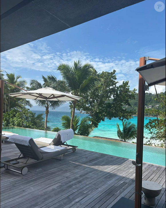 Au programme : plage, piscine, bronzette

Giulia Sarkozy en vacances aux Seychelles avec ses parents Nicolas Sarkozy et Carla Bruni. TikTok Giulia Sarkozy