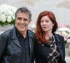 Julien Clerc est revenu sur un voyage au Japon.

Julien Clerc et sa compagne Hélène Grémillon - Sortie des obsèques de l'auteure-compositrice-interprète et actrice française Françoise Hardy au crématorium du cimetière du Père-Lachaise à Paris, France. © Jacovides-Moreau/Bestimage