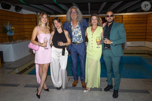 Exclusif - Melanie Bauw, Tiphanie Bauw, Djamel Bentenah, Severine Bauw et un invite - Mariage de Djamel Bentenah (acheteur dans l'émission Affaire Conclue) avec Severine Bauw à la mairie de Colombes le 21 juin 2025.