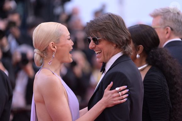 À 33 ans, Julien Sebbag s'occupe du catering du Festival pour la troisième fois et a dévoilé une demande spéciale de Tom Cruise. 

Pom Klementieff, Tom Cruise - Montée des marches de "Mission: Impossible - The Final Reckoning" lors du 78ème Festival International du Film de Cannes, le 14 mai 2025.
© Rachid Bellak/Bestimage