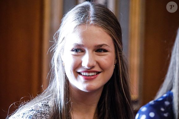 La reine Letizia d'Espagne, le roi Felipe d'Espagne. La princesse Leonor, la princesse Sofia assistent aux audiences royales pour les prix Princesse des Asturies à l'hôtel reconquista le 25 octobre 2024 à Madrid, Espagne par Archie Andrews/ABACAPRESS.COM