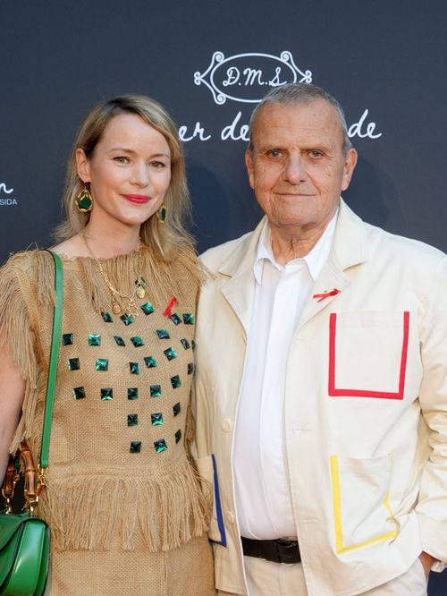 Jean-Charles de Castelbajac brille au bras de sa femme Pauline, Tina Kunakey et Farida Khelfa font sensation... Le dîner de la mode du Sidaction tient ses promesses
