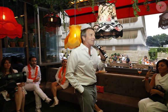 Stéphane Rotenberg - Ouverture du premier restaurant "Top Chef" Le Bistrot à Suresnes le 7 juillet 2022. Le groupe M6 et S. Rotenberg, en collaboration avec Les Bistrots Pas Parisiens ont ouvert ce Bistrot Top Chef à Suresnes, d'une capacité de 100 places.
© Marc Ausset-Lacroix/Bestimage