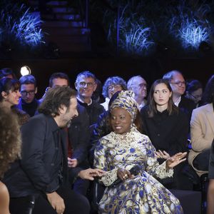 Exclusif - Lubiana, Mehdi Kerkouche, Claire Chazal, André Manoukian, Angélique Kidjo, Keblack lors de l'enregistrement de l'émission "Le Grand Echiquier, Spéciale Afrique", présentée par C.Chazal et A.Manoukian et diffusée le 28 août 2025 sur France 2, à Paris, France, le 14 septembre 2024. © Jack Tribeca/Bestimage