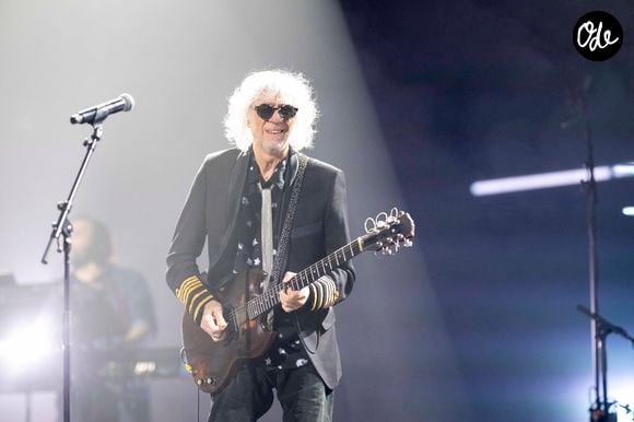 Exclusif - Louis Bertignac sur la scène du concert solidaire pour les enfants de la guerre "Ensemble à l'Olympia" à Paris présenté par EliseCare le 10 février 2025.
© Jack Tribeca / Pierre Perusseau / Bestimage