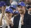 Harry et Meghan refont parler d'eux après un faux pas !

Le prince Harry et Meghan Markle assistent au quatrième match des MLB World Series entre les Dodgers de Los Angeles et les Blue Jays de Toronto au Dodger Stadium de Los Angeles. Photo by John Angelillo/UPI/ABACAPRESS.COM