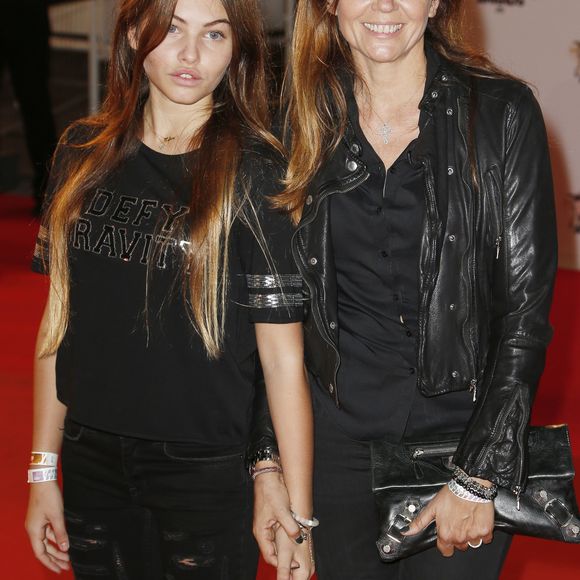 Véronika Loubry et sa fille Thylane Blondeau - Arrivées à la 17ème cérémonie des NRJ Music Awards 2015 au Palais des Festivals à Cannes, le 7 novembre 2015. © Christophe Aubert via Bestimage