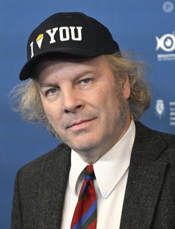 Philippe Katerine - Les célébrités à la 14ème cérémonie des Magritte awards à Bruxelles, le 22 février 2025. Si le film "La nuit se traîne" de M.Blanchart a remporté dix prix, l'acteur-réalisateur français G/Lellouche a reçu un Magritte d'Honneur. 
© Photonews / Bestimage