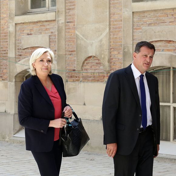 S'ils sont séparés, ils restent liés par leur vie politique et leur lien de confiance

Marine Le Pen et Louis Aliot - Députés et sénateurs arrivant lors de la réunion du Parlement en Congrès au château de Versailles, le 3 juillet 2017. © Stéphane Lemouton/Bestimage