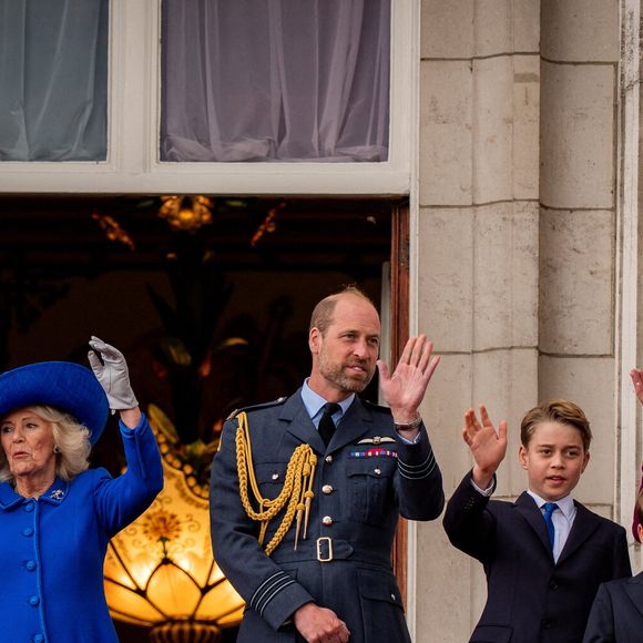 Le prince William ne serait pas ouvert à une réconciliation avec son frère

Le 5 mai 2025, le roi Charles III, la reine Camilla, le prince de Galles, le prince George, la princesse de Galles, le prince Louis et la princesse Charlotte sur le balcon du palais de Buckingham, à Londres, pour assister au défilé aérien des Red Arrows de la Royal Air Force . Photo par Aaron Chown/PA Wire/ABACAPRESS.COM