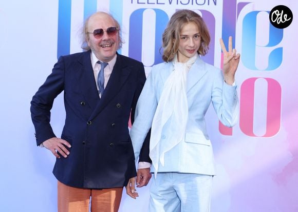 Philippe Katerine et son fils Billy Blanchard ( fils de Julie Depardieu) - Photocall du film 'Les derniers jours de Charles Baudelaire' au Grimaldi Forum lors de la 65ème édition du Festival TV De Monte Carlo le 13 Juin 2026 © Denis Guignebourg /Bestimage