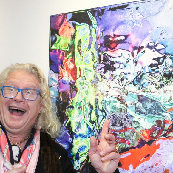 Il a donc fait le déplacement aux Etats-Unis
Exclusif - Pierre-Jean Chalençon lors de la soirée de vernissages de l'exposition "Forains" de F.Delporte et des tableaux de S.Carron à l'Espace SYlvia Rielle à Paris le 18 décembre 2024.

© Philippe Baldini / Bestimage