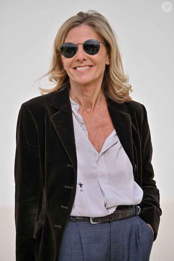 Claire Chazal au défilé Christian Dior Womenswear S/S 2024 lors de la semaine de la mode à Paris le 26 septembre 2023 à Paris, France. Photo par Julien Reynaud/APS-Medias/ABACAPRESS.COM
