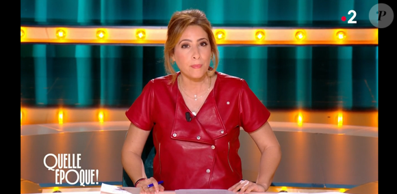 Léa Salamé dans "Quelle époque !" sur France 2 le 3 mai 2025.