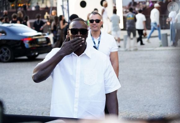 Omar Sy - Arrivées au défilé de mode Louis Vuitton Homme, Collection Printemps-Été 2026 dans le cadre de la Fashion Week de Paris le 24 juin 2025.

© Anne-Sophie guebey / Bestimage