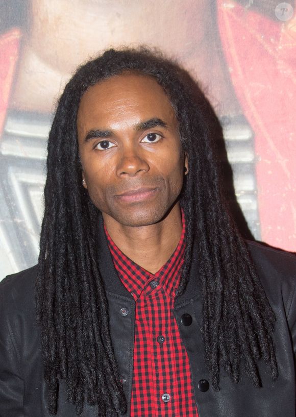 “Quand notre producteur Frank Farian, a révélé que nous n’étions pas, Robert Pilatus et moi, les voix de Milli Vanilli, on nous a mis sur une liste noire”, ajoute-t-il 

Exclusif - Fabrice Morvan  - Dîner intimiste et cosy à Paris pour Fab Morvan. Fab Morvan ex-membre du groupe Milli Vanilli à Paris ce lundi 15 mai. Agence / Bestimage