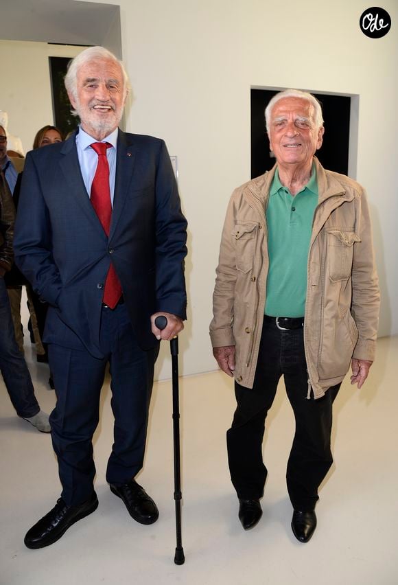 Jean-Paul Belmondo et son frère Alain Belmondo - Soirée du cinquième anniversaire du musée Paul Belmondo à Boulogne-Billancourt le 13 avril 2015. © COADIC GUIREC / BESTIMAGE