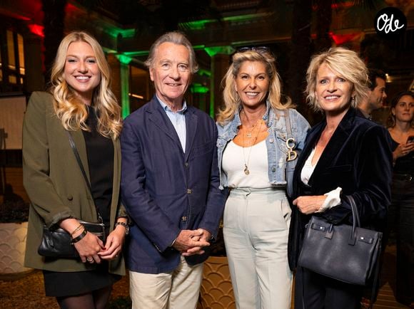 Exclusif - Valentine Sled, William Leymergie, Caroline Margeridon et Sophie Davant lors de l'inauguration du Restaurant & Bar 19.20 by Norbert Tarayre à l'hôtel Prince de Galles à Paris le 10 octobre 2023.
Crédit : Pierre Perusseau / Coadic Guirec / Bestimage