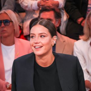 Exclusif - Adèle Exarchopoulos - Plateau de l'émission "C à vous" lors du 79ème Festival International du Film de Cannes le 18 mai 2026. 

© Jack Tribeca / Bestimage