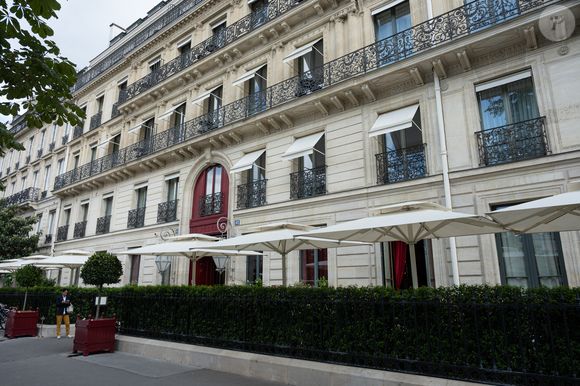 Hôtel La Réserve, situé 42 Avenue Gabriel dans le 8ème arrondissement de Paris, le 28/07/2025. © Jonathan Jacob/Bestimage