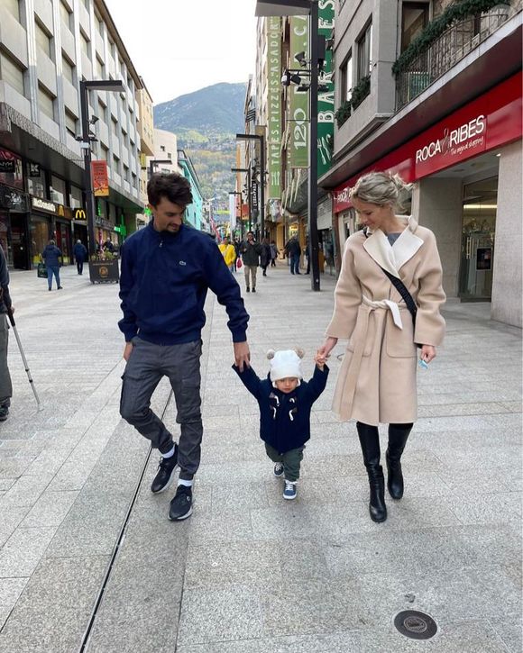 Julian Alaphilippe et Marion Rousse vivent avec leur fils Nino en Andorre. Photo Instagram.