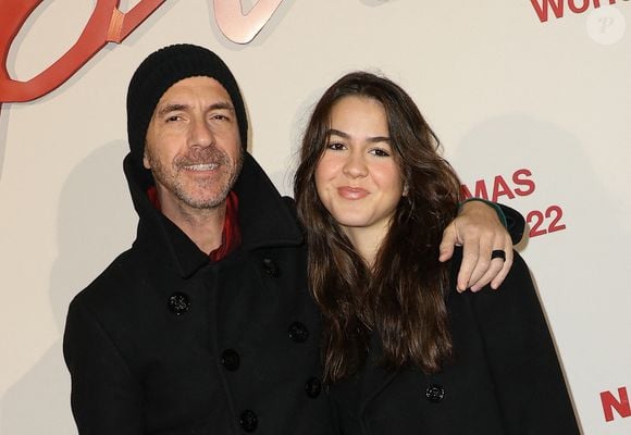 Calogero avec sa fille Nina - Avant-première mondiale du film "Napoléon" à la Salle Pleyel à Paris le 14 novembre 2023. © Coadic Guirec / Bestimage