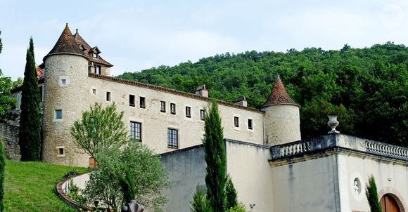 Illustration château de Cayx (Caïx)  - Le prince Henrik de Danemark fête ses 80 ans en famille au château de Cayx (Caïx)  près de  Cahors en France, le 11 juin 2014.
